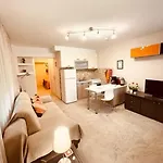 αpartments Anna Deluxe * Cavala